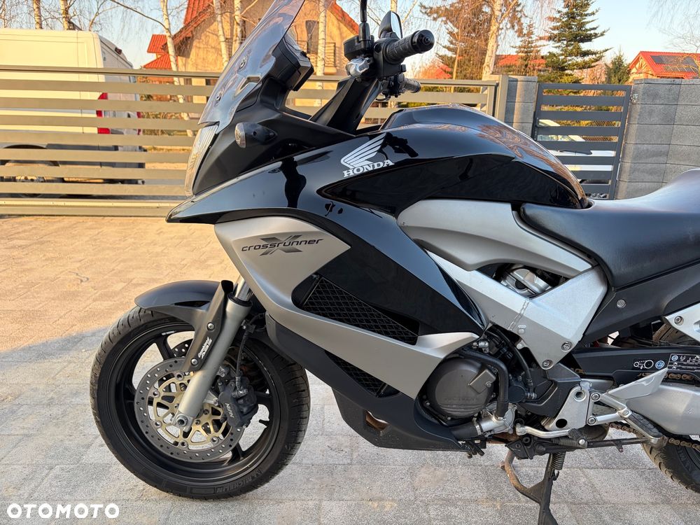 Honda VFR - 3