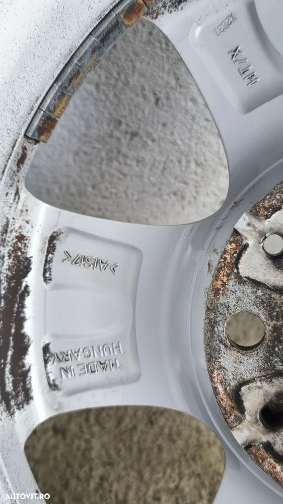 Set jante BMW style 222 dedicate e81/87 7j16et44 cu anvelope vara 205/55/15 - 14