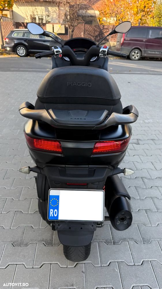 Piaggio MP3 350 Sport - 4