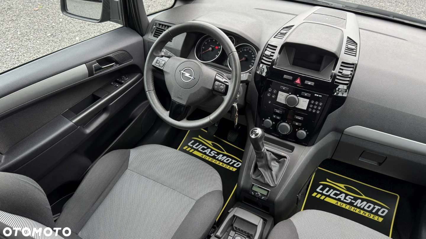 Opel Zafira - 30
