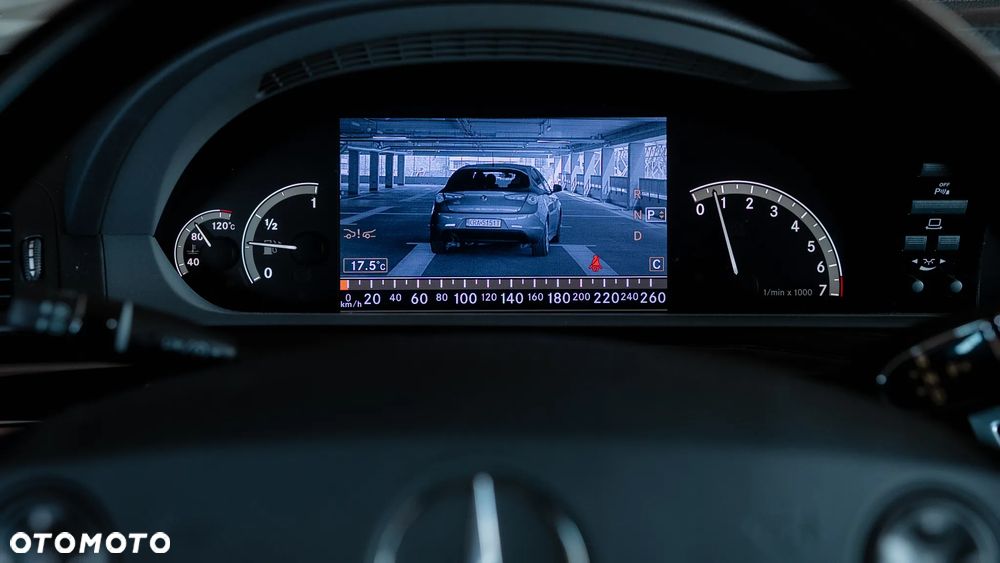 Mercedes-Benz Klasa S 500 4-Matic - 31
