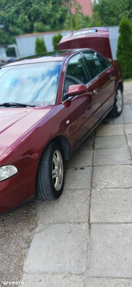 Audi A4 Avant 2.5 TDI - 1