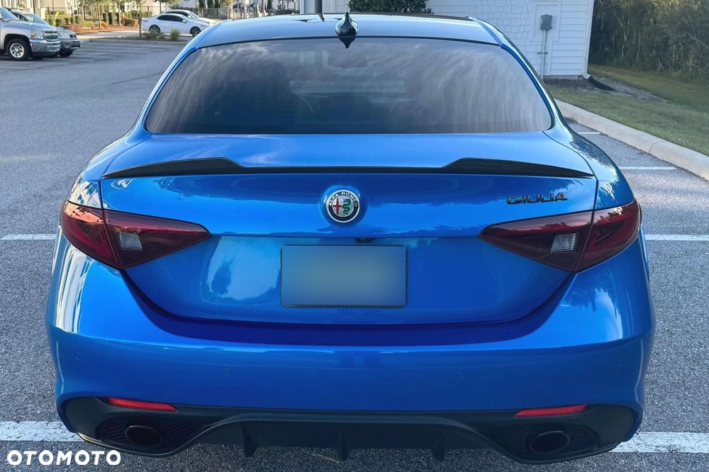 Alfa Romeo Giulia 2.0 Turbo 16V AT8-Q4 Veloce Ti - 11