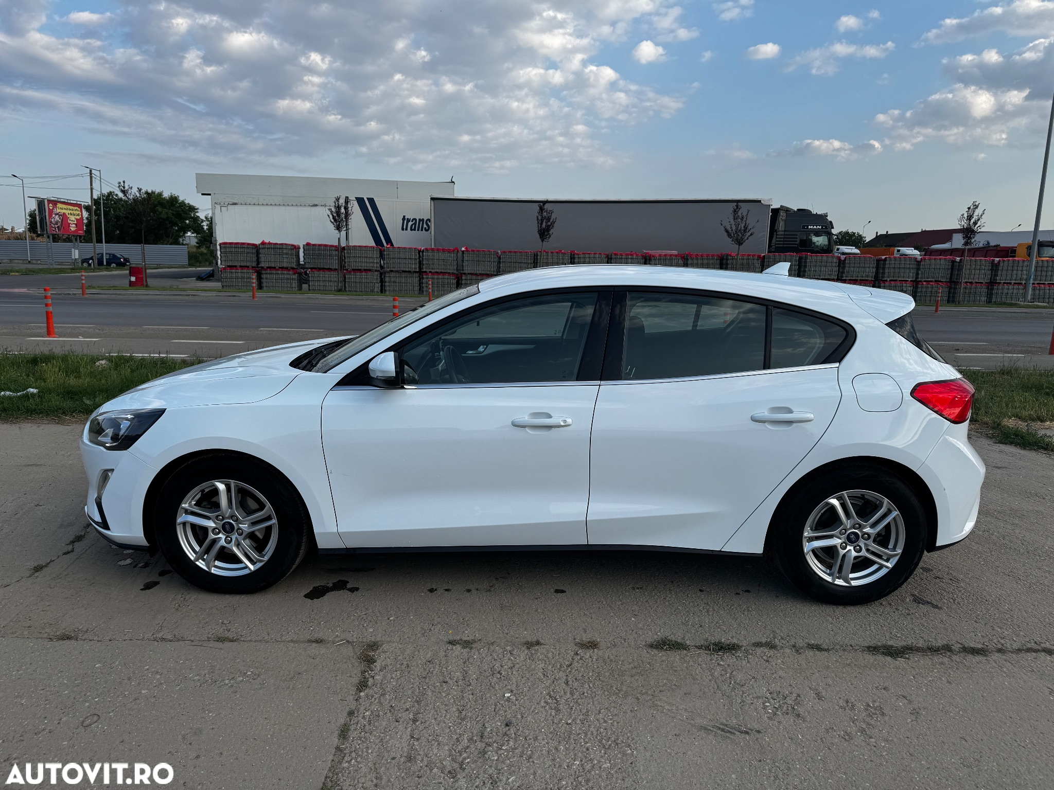 Ford Focus 1.5 TDCi Trend - 11