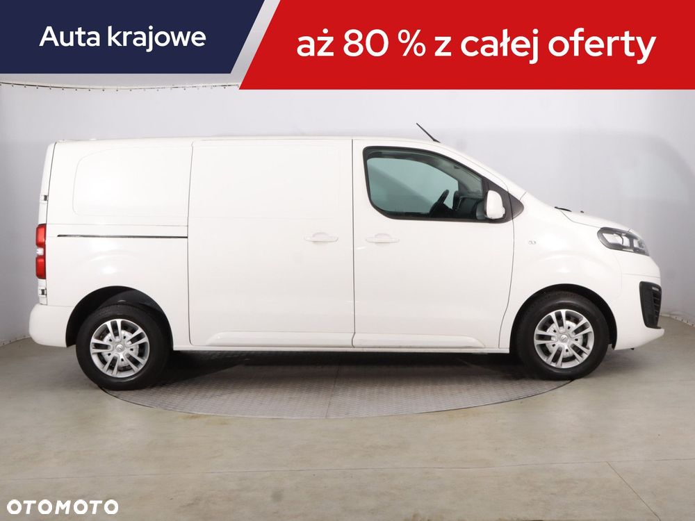 Opel vivaro - 8