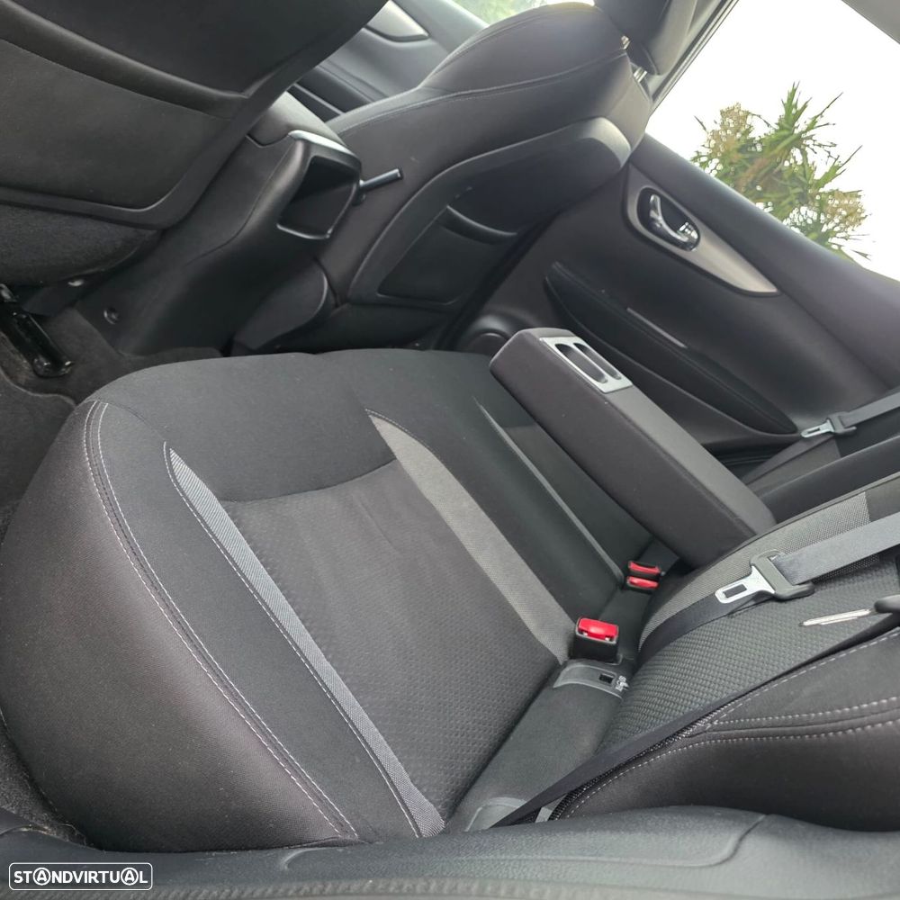 Nissan Qashqai 1.2 DIG-T N-Connecta Led Xtronic - 32