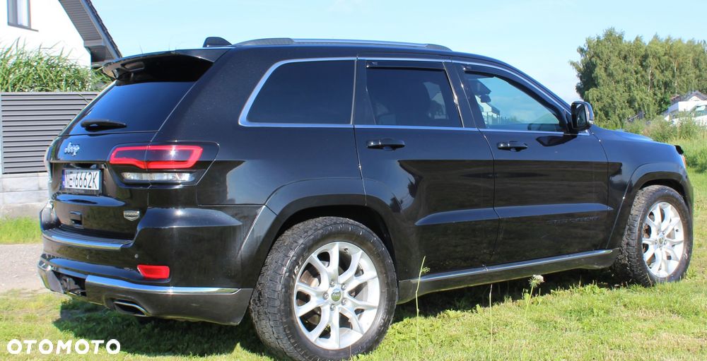 Jeep Grand Cherokee - 8
