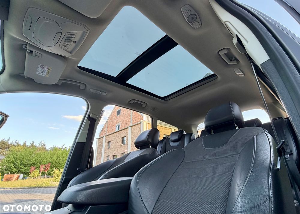 Ford Kuga 2.0 TDCi 4x4 Titanium - 25