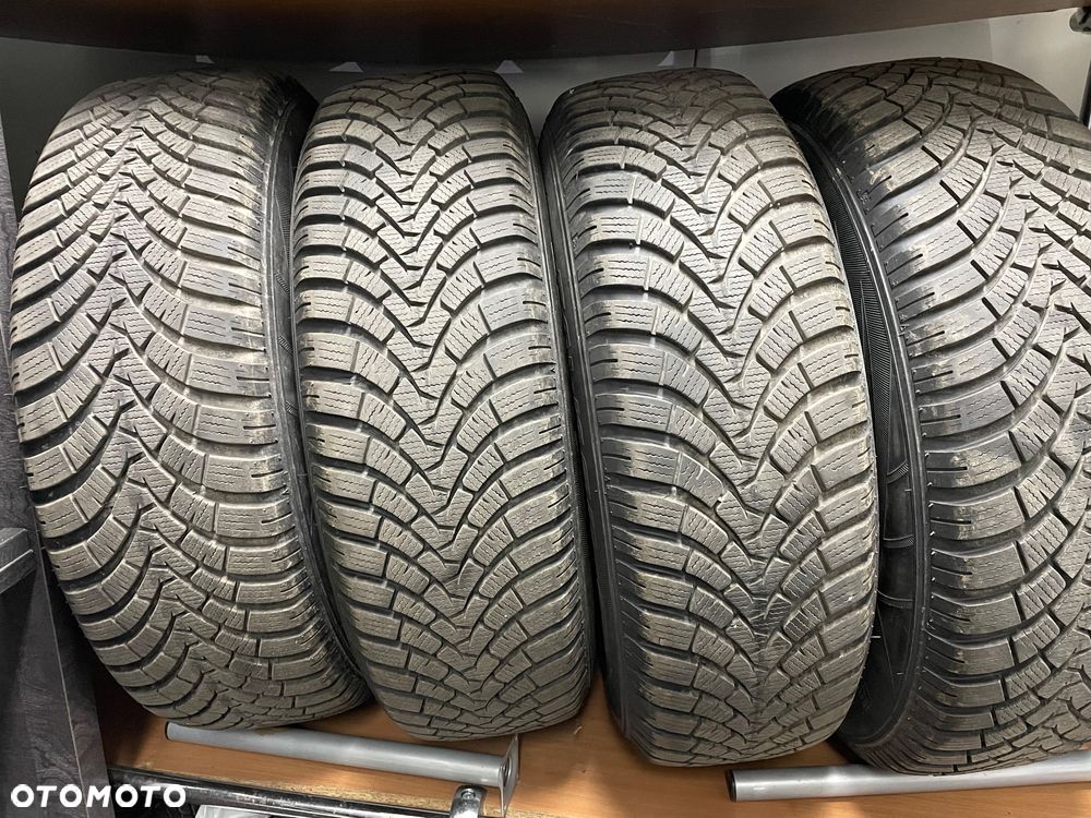 Toyota RAV4 2.0 D-4D Active - 14