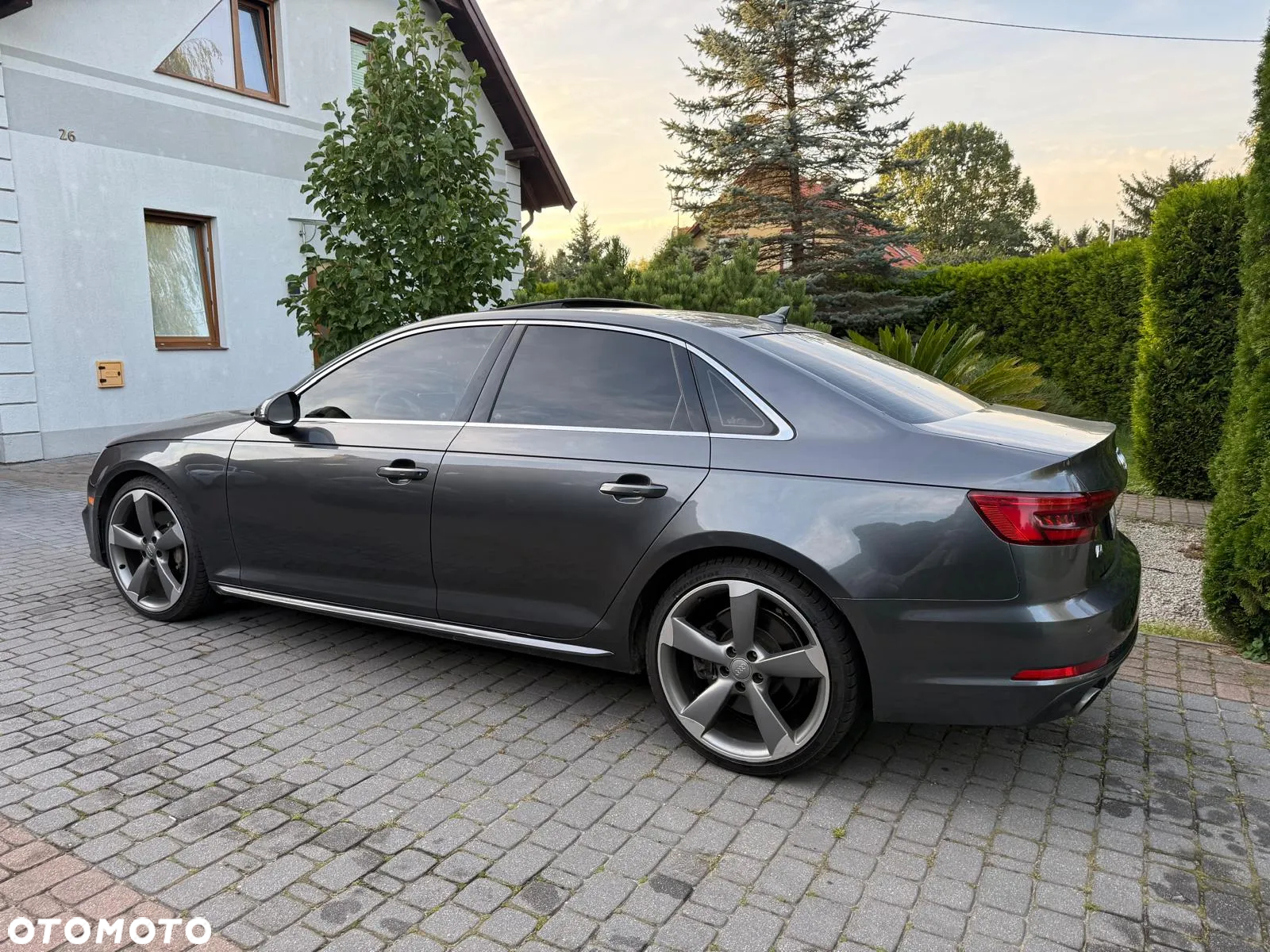 Audi A4 - 5