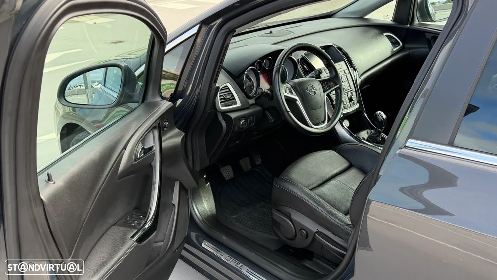 Opel Astra Sports Tourer - 6