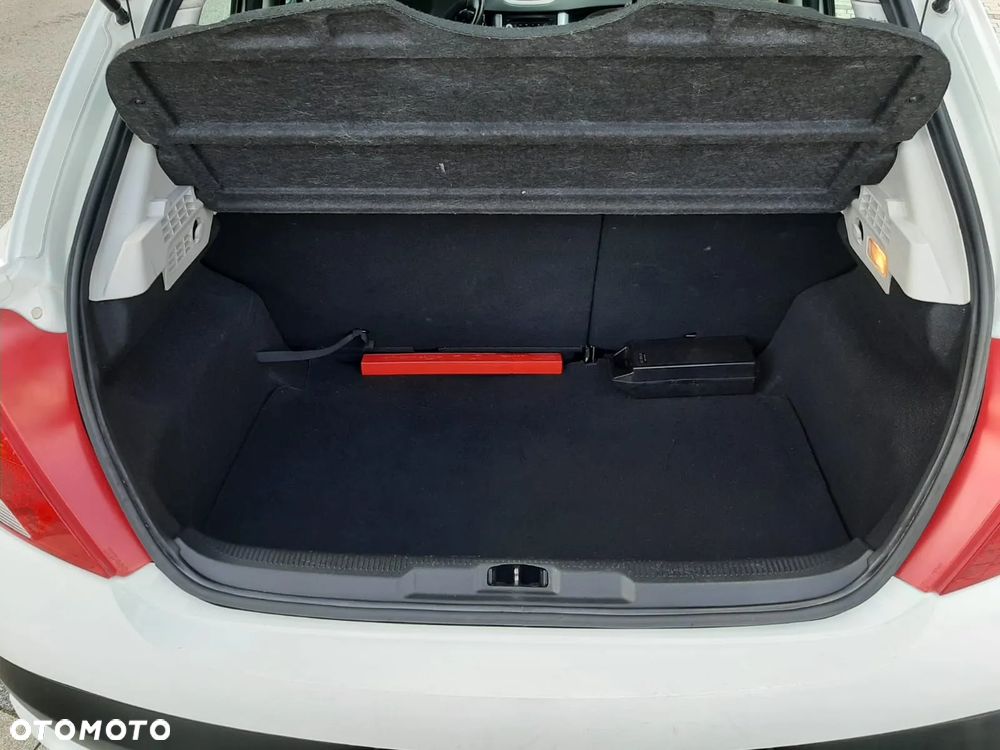 Peugeot 207 1.4 Presence - 31