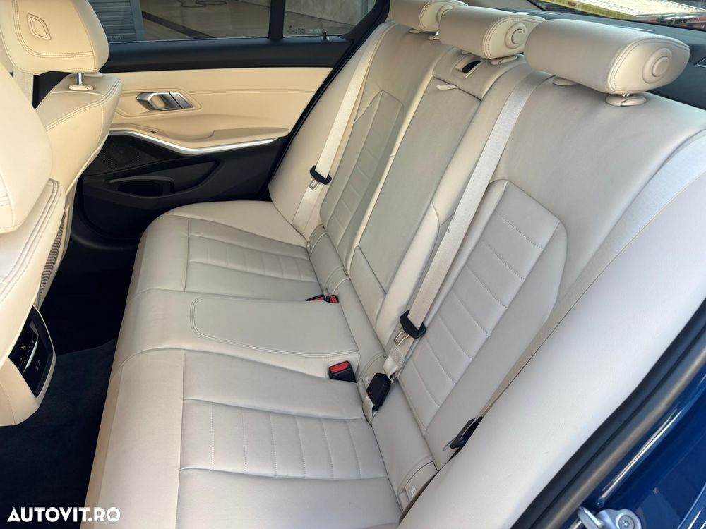 BMW Seria 3 330e xDrive Aut. Advantage - 22