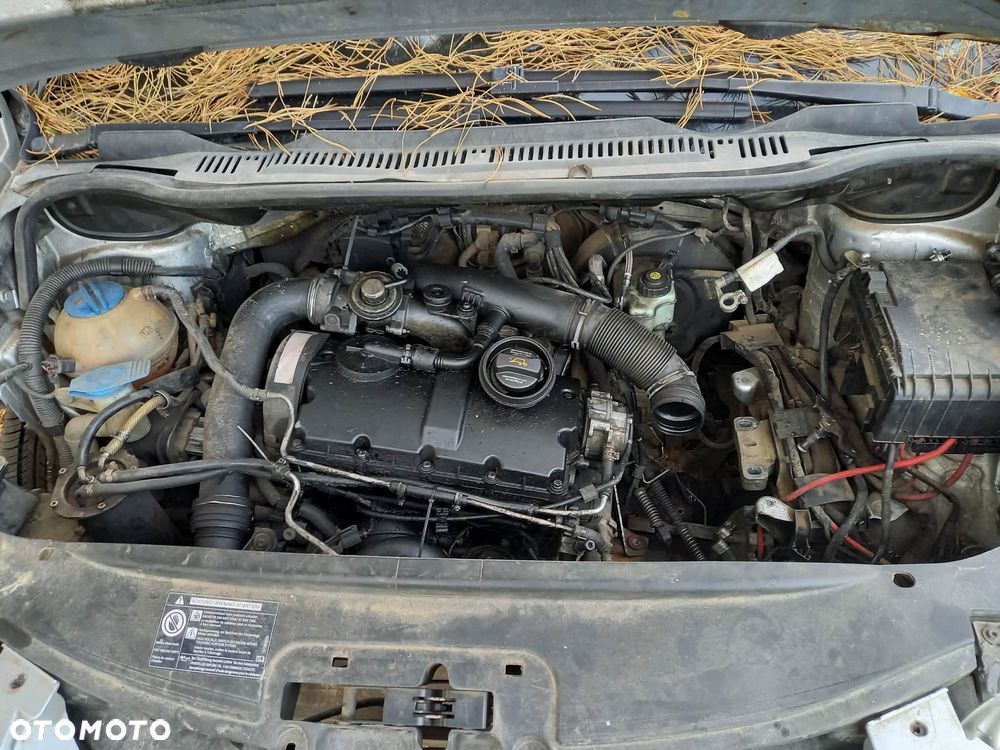 części VW Volkswagen Touran I 1.9 tdi silnik skrzynia drzwi 1.6 fsi - 7