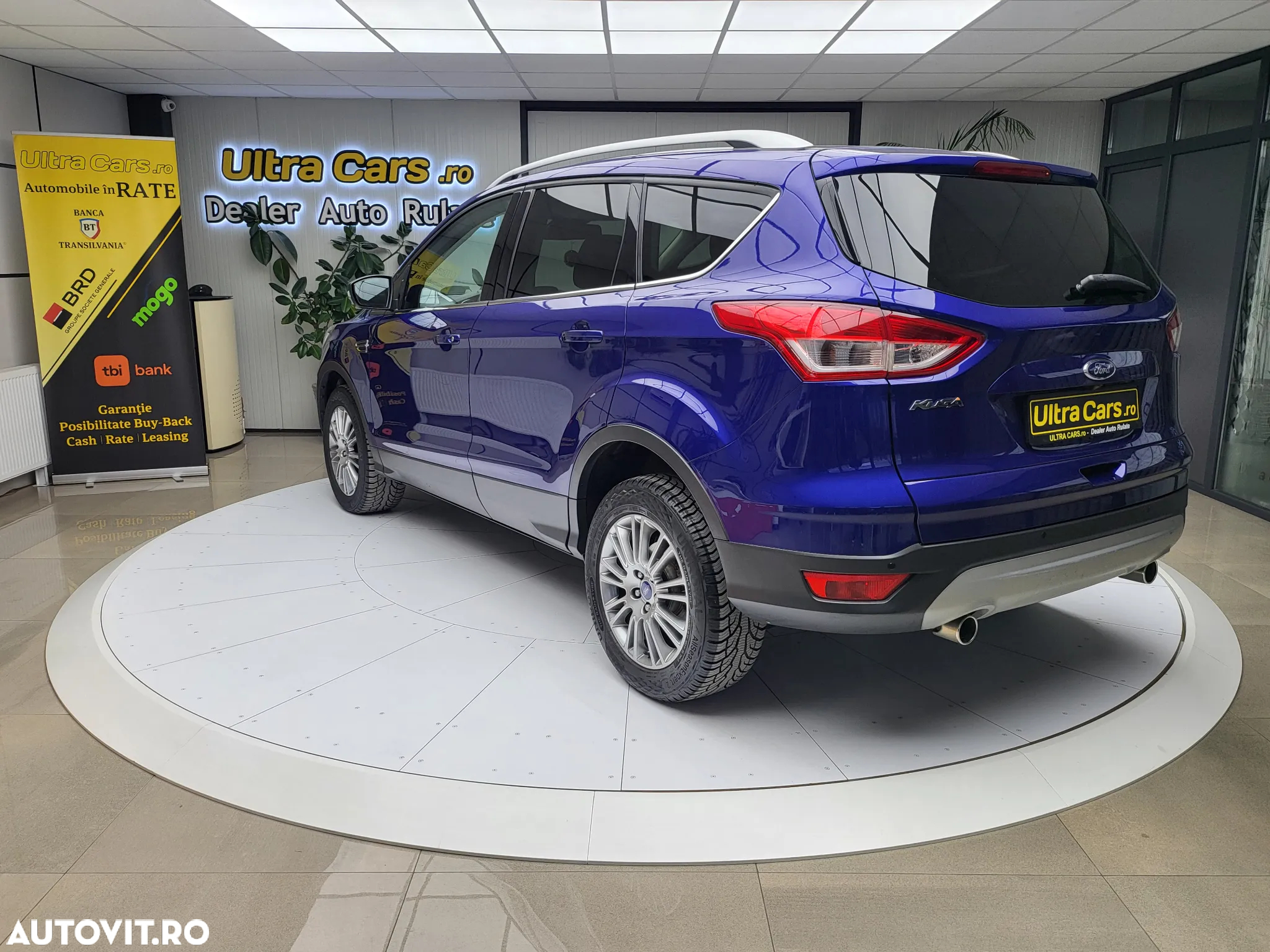 Ford Kuga - 4