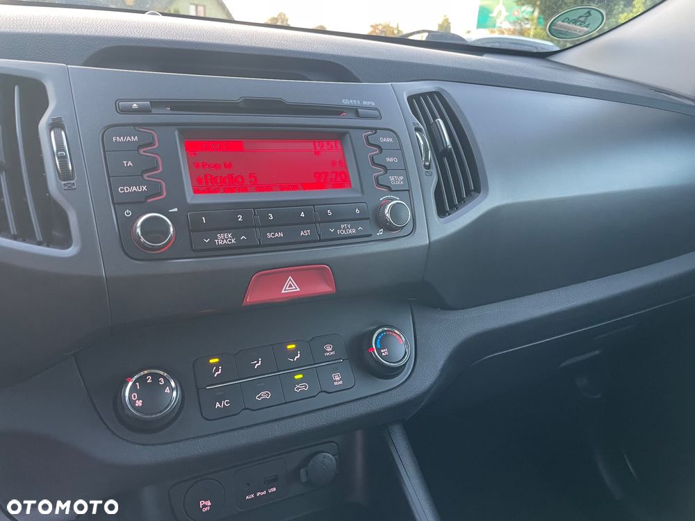 Kia Sportage 2.0 L 2WD - 23