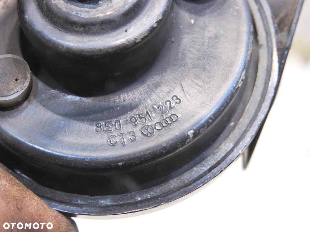 SYGNAŁ KLAKSON AUDI A8 D3 8E0951223 - 8