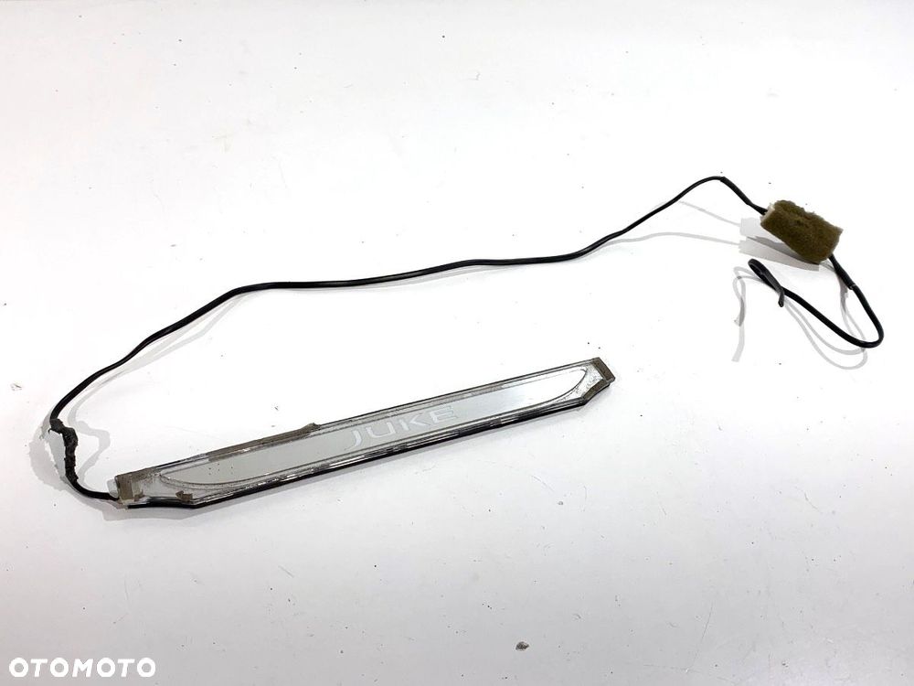 LISTWY LED NAKŁADKI PROGOWE  NISSAN JUKE (F15) 2010 - 2022 1.6 86 kW [117 KM] benzyna 2010 - 2022 - 5