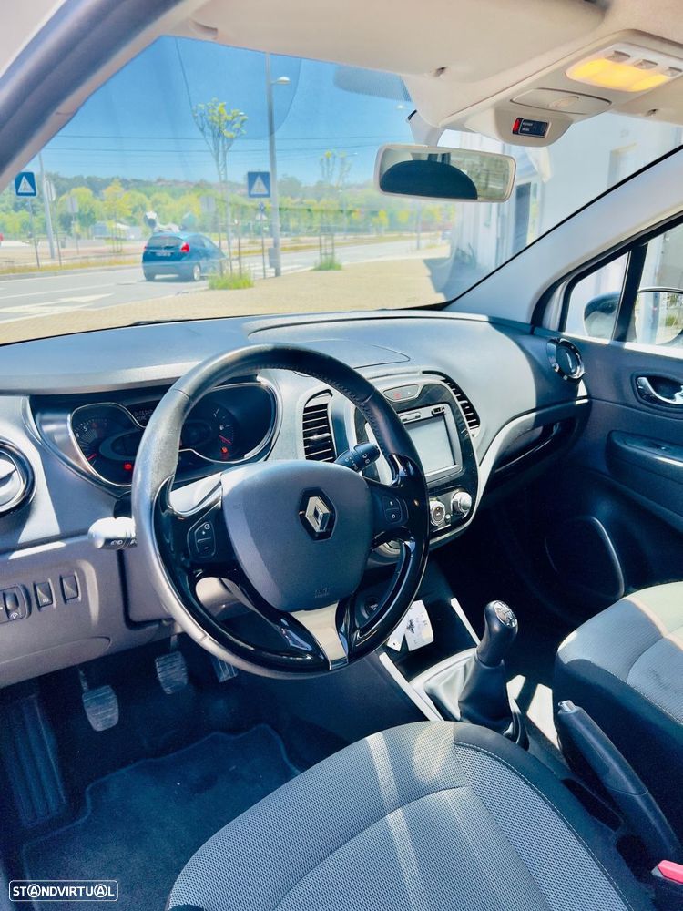 Renault Captur 0.9 TCE - 7