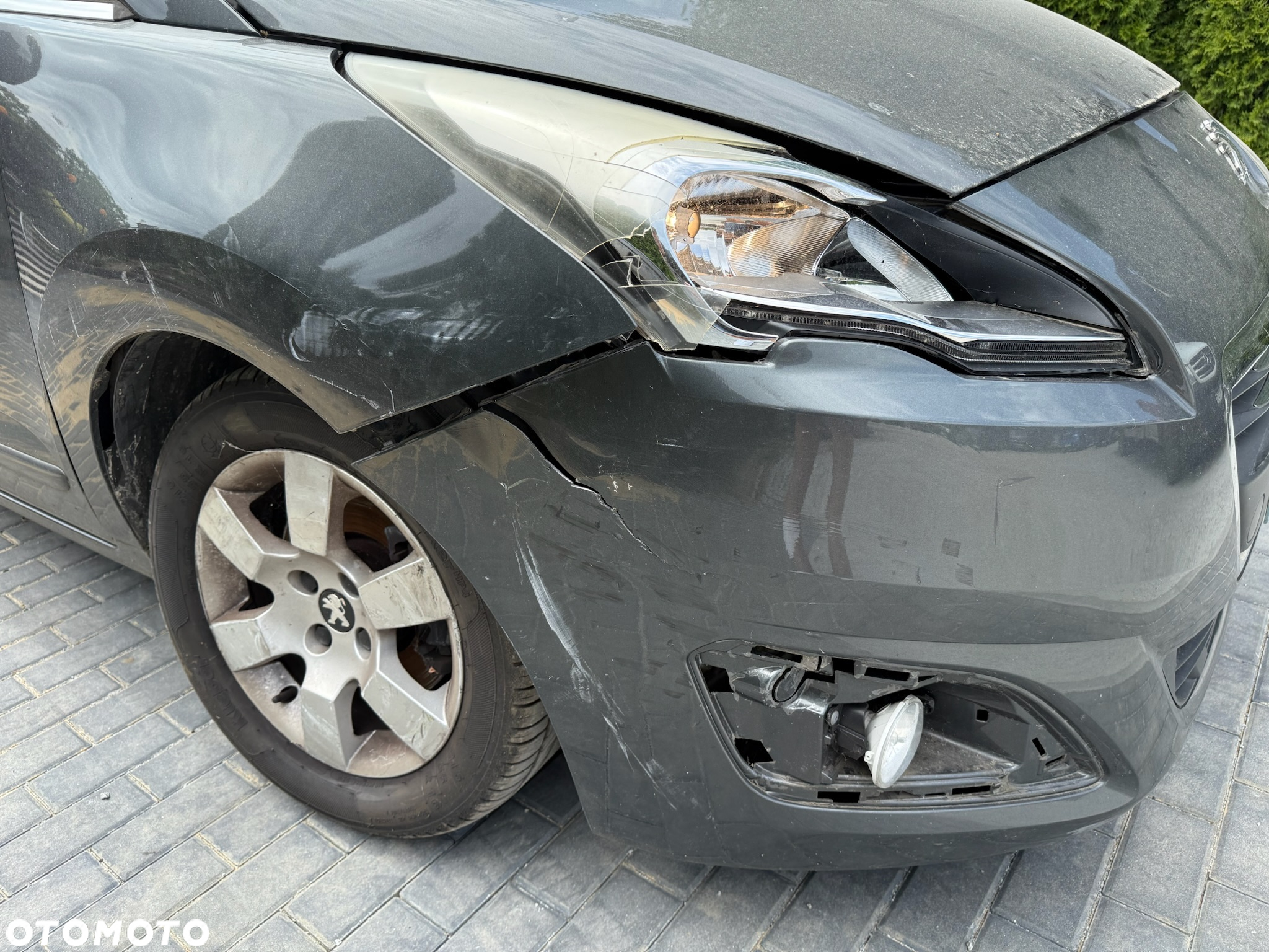 Peugeot 5008 1.6 HDi Active - 4
