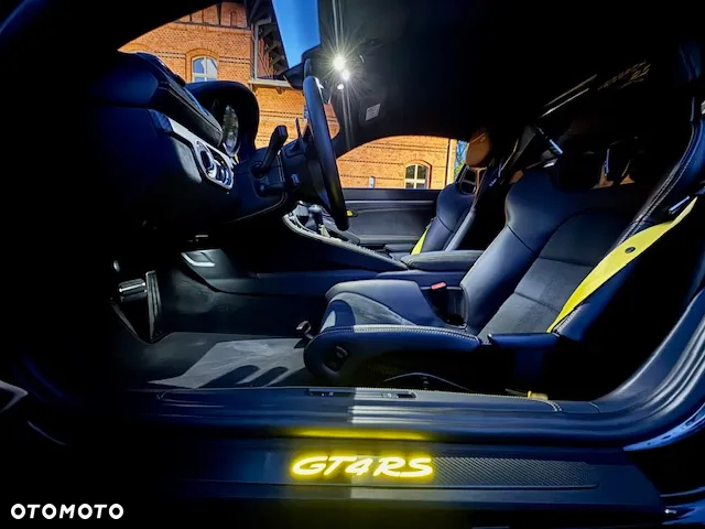 Porsche 718 Cayman GPF GT4 RS PDK - 27