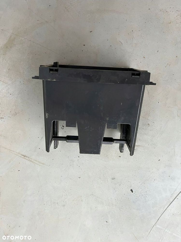 PÓŁKA SCHOWEK SZUFLADA RENAULT GAMA T RANGE 82257329 - 2