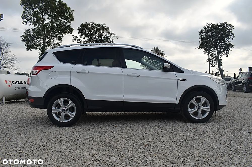 Ford Kuga 2.0 TDCi 2x4 SYNC - 9