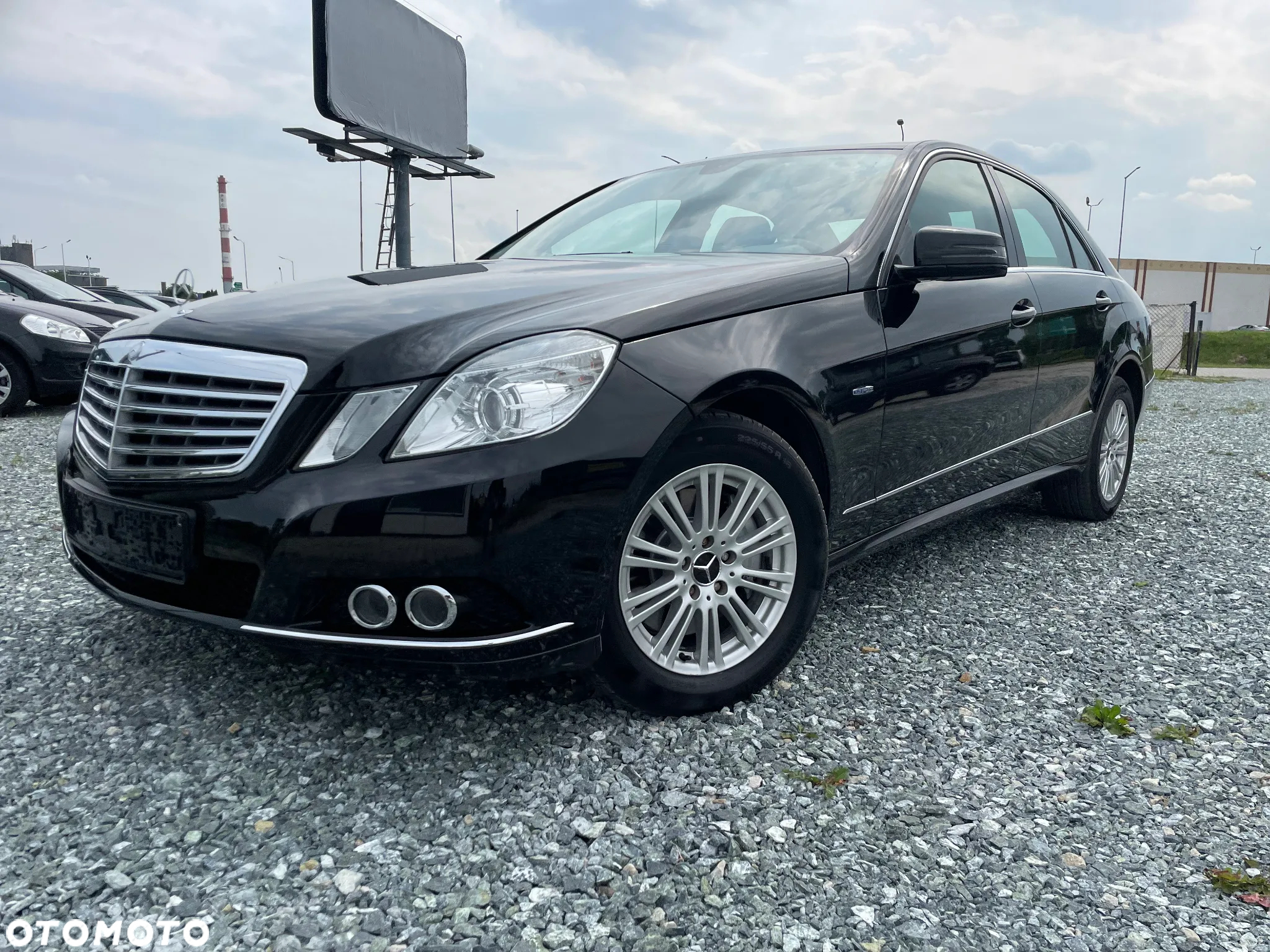 Mercedes-Benz Klasa E 350 CGI BlueEffICIENCY Avantgarde - 3