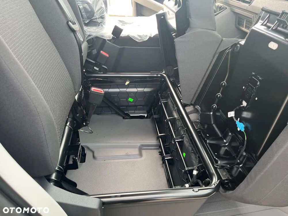 MAN TGE 3.180 4X2F SB - 13