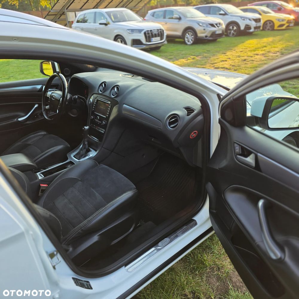 Ford Mondeo 2.0 TDCi ECOnetic Business Edition - 19