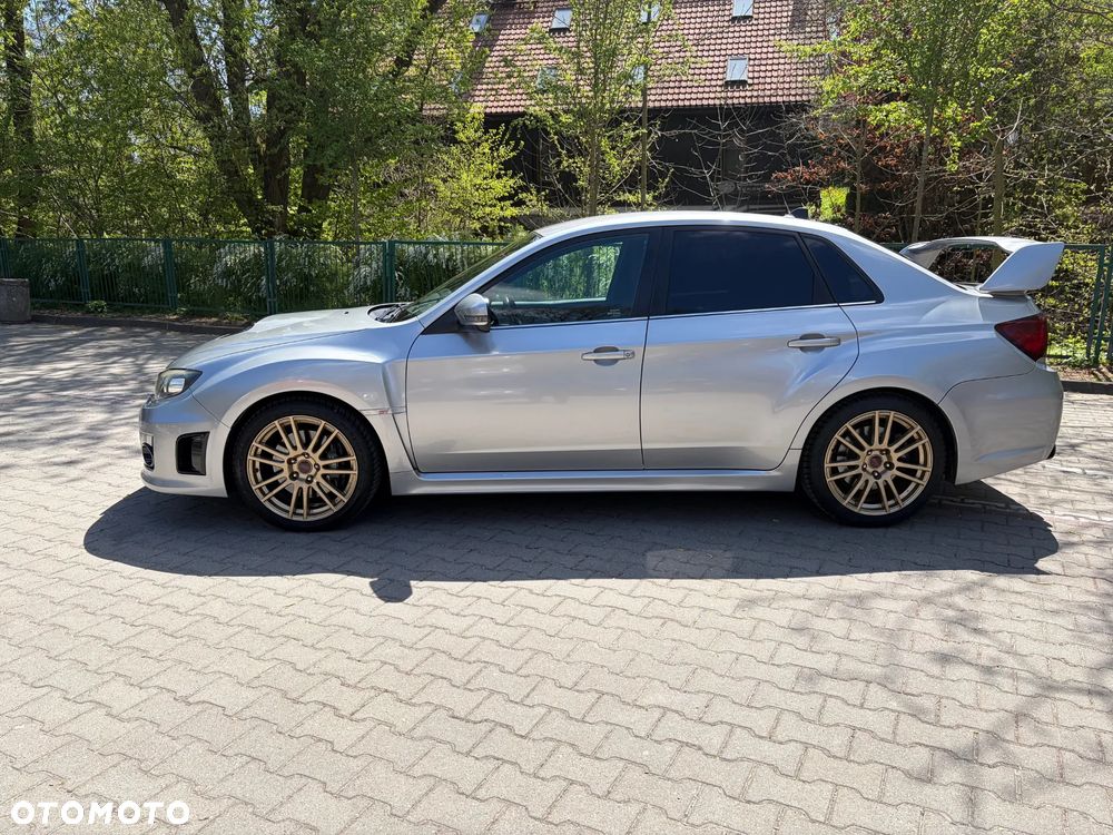 Subaru Impreza STI - 8