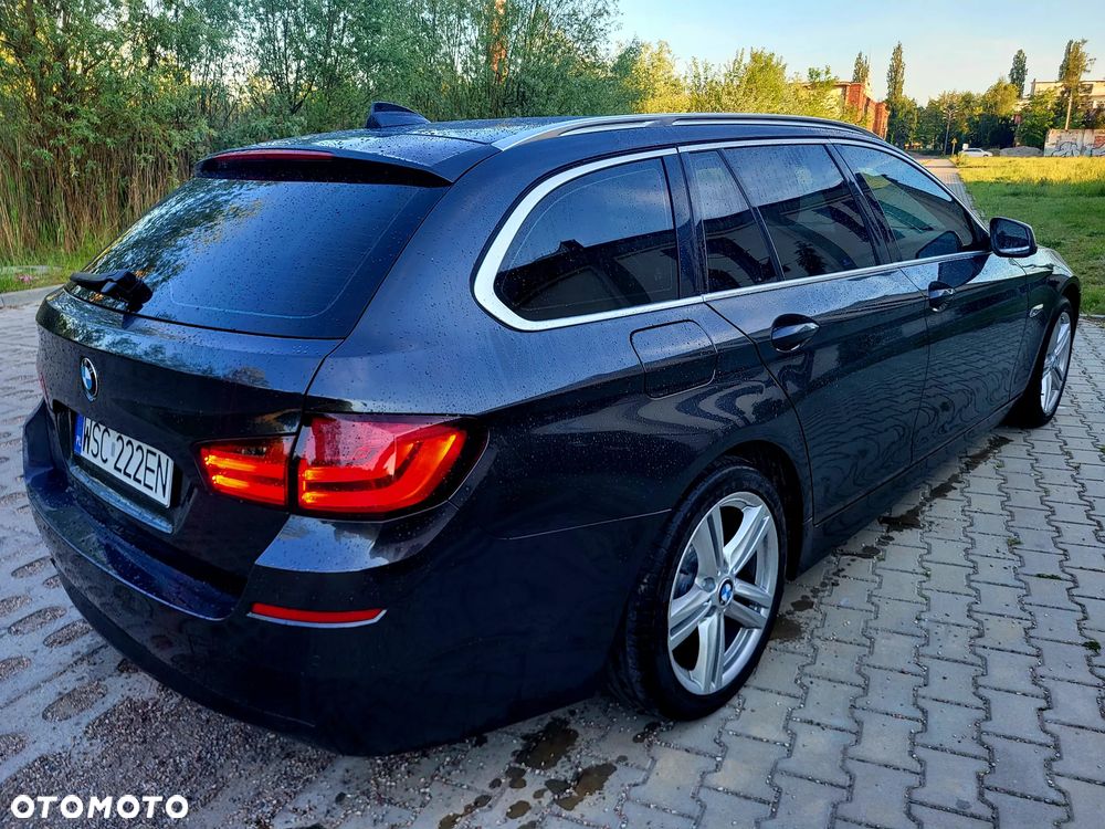 BMW Seria 5 525d - 5