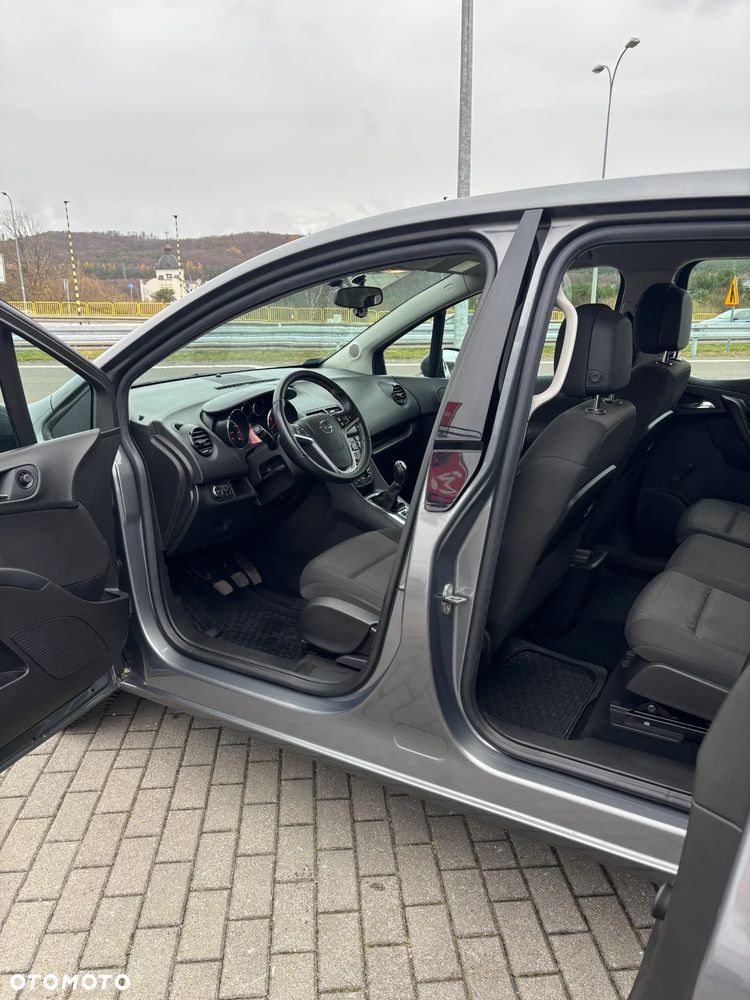 Opel Meriva - 26