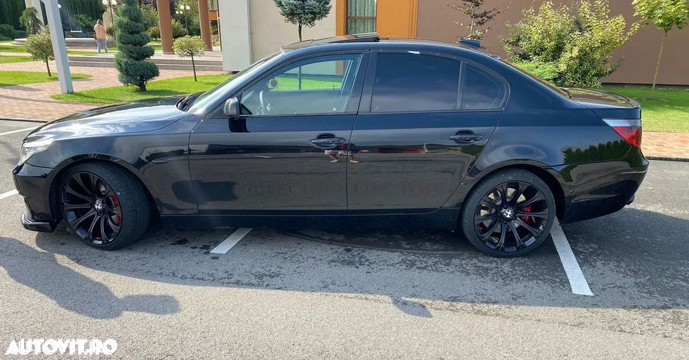 BMW Seria 5 535d Touring Aut. - 4