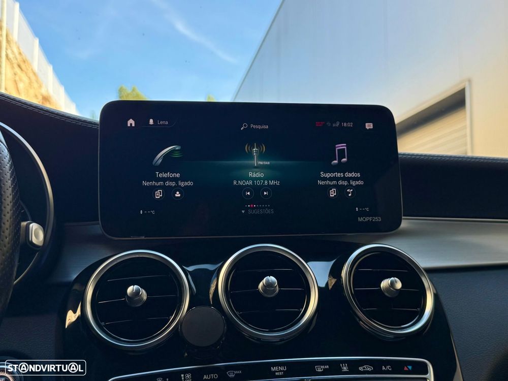 Mercedes-Benz GLC 300 de Coupe 4Matic 9G-TRONIC AMG Line Plus - 35