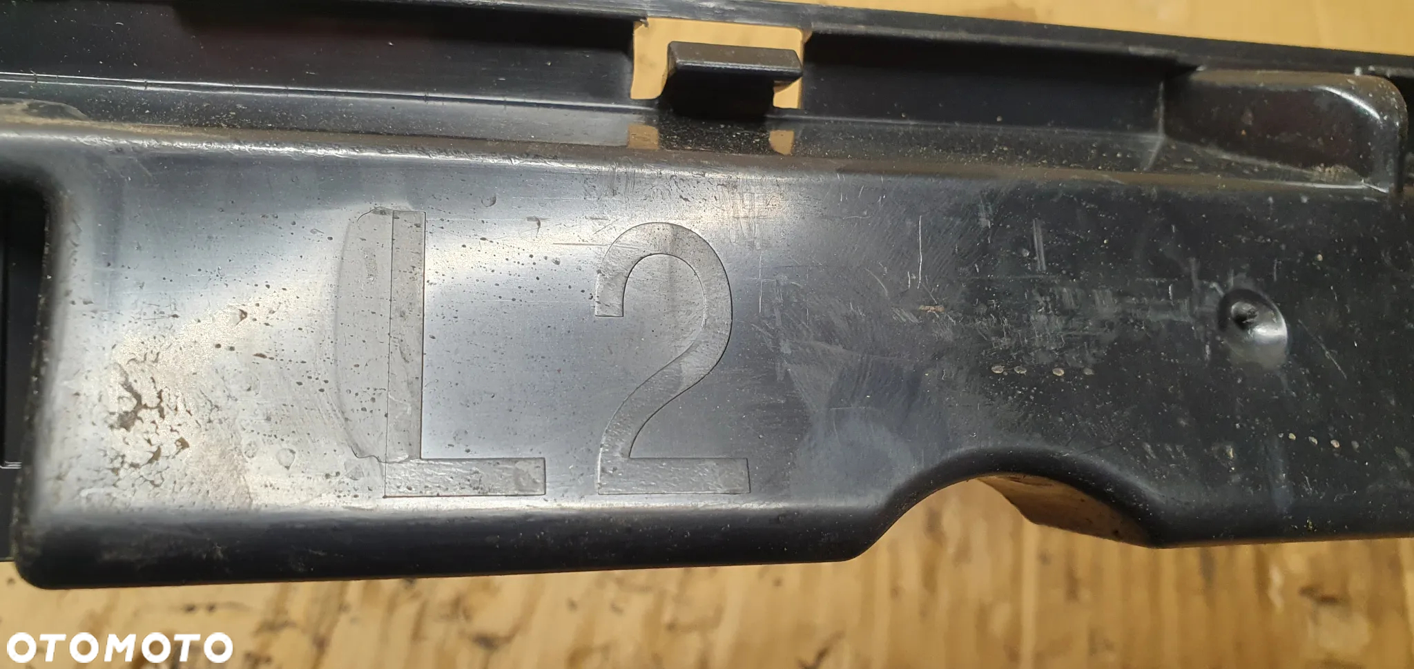 Ślizg mocowanie listwy progowej lewy BMW E90 E91 7202657 - 5