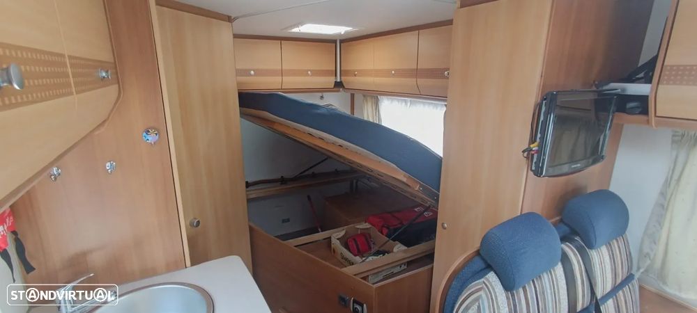 Ford Transit CARADO T135 - 20