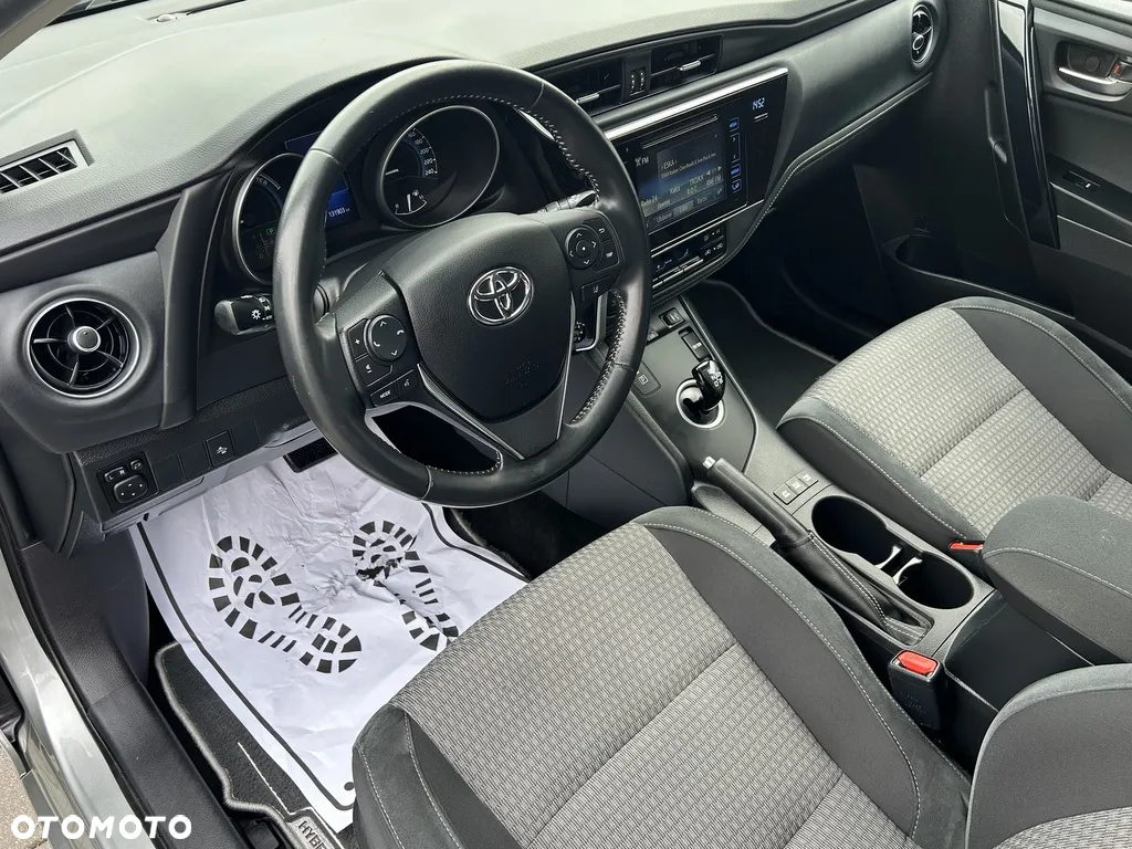 Toyota Auris - 29