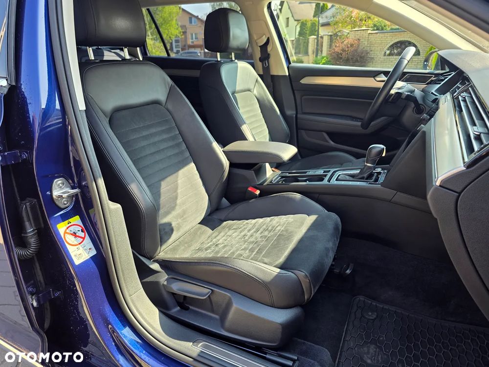 Volkswagen Passat 2.0 TDI BMT 4Mot Highline DSG - 13