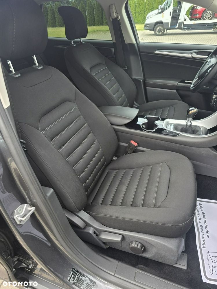 Ford Mondeo - 23