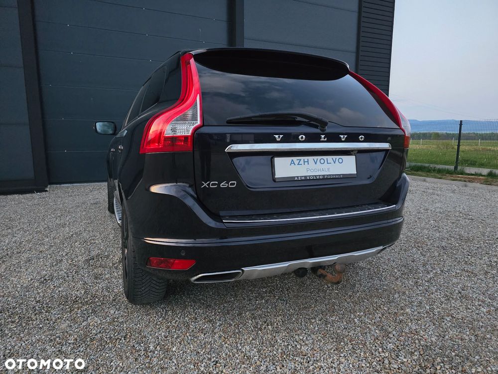 Volvo XC 60 D5 AWD Momentum - 9