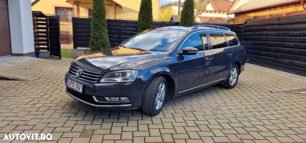 Volkswagen Passat - 1