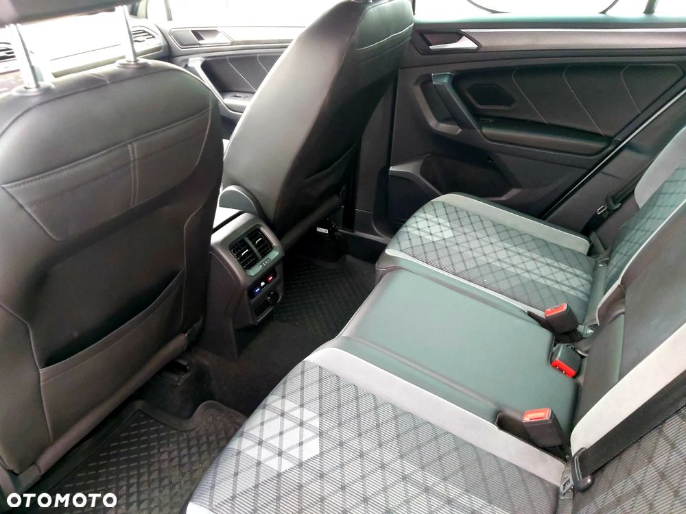 Volkswagen Tiguan 1.5 TSI EVO R-Line DSG - 12