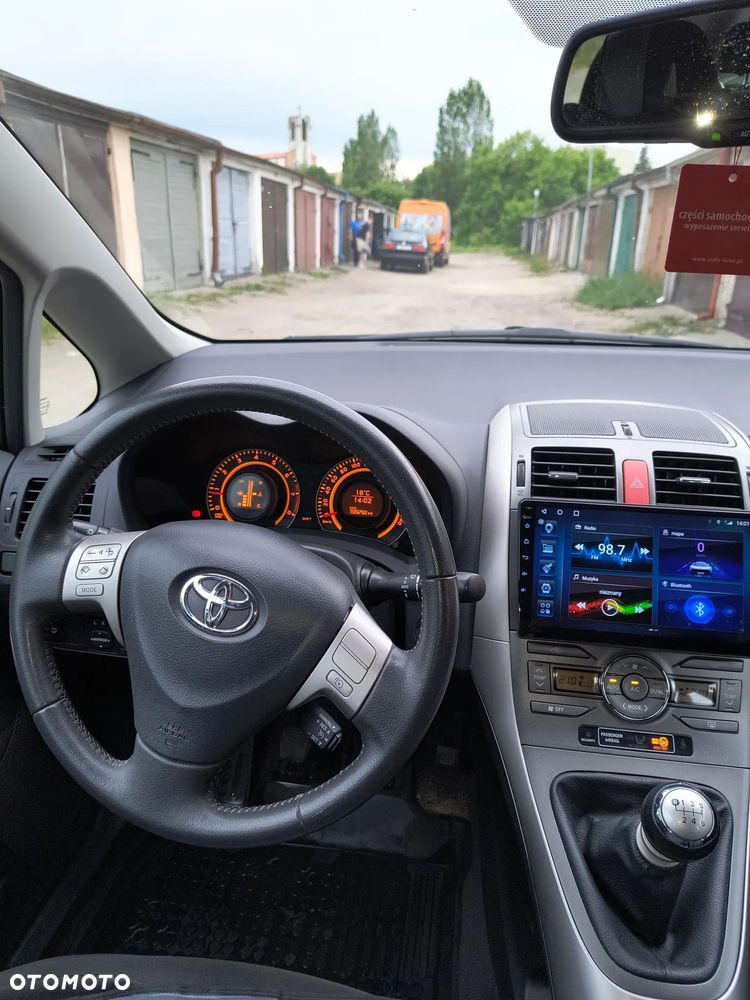 Toyota Auris - 8