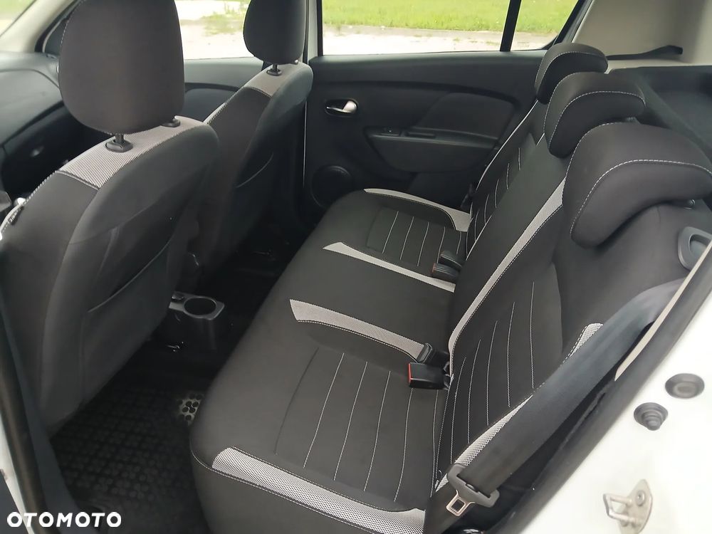 Dacia Sandero TCe 90 Laureate - 7