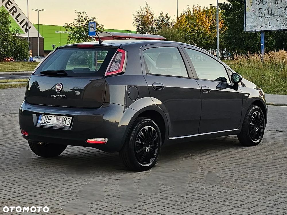 Fiat Punto 2012 ver-1-4-easy-s-s - 4