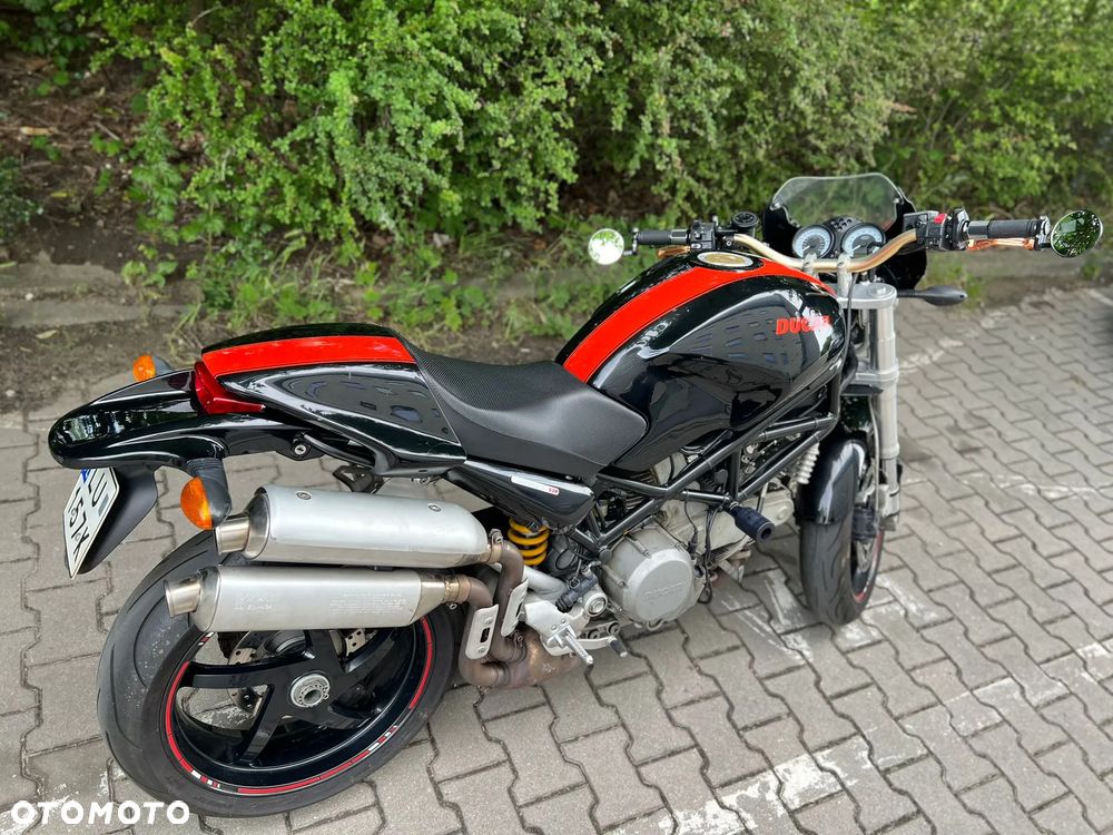 Ducati Monster - 1