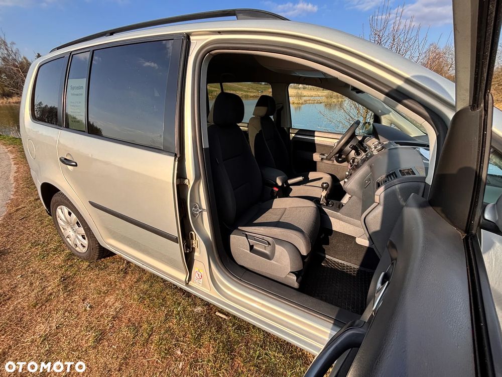 Volkswagen Touran 1.9 TDI Trendline - 8