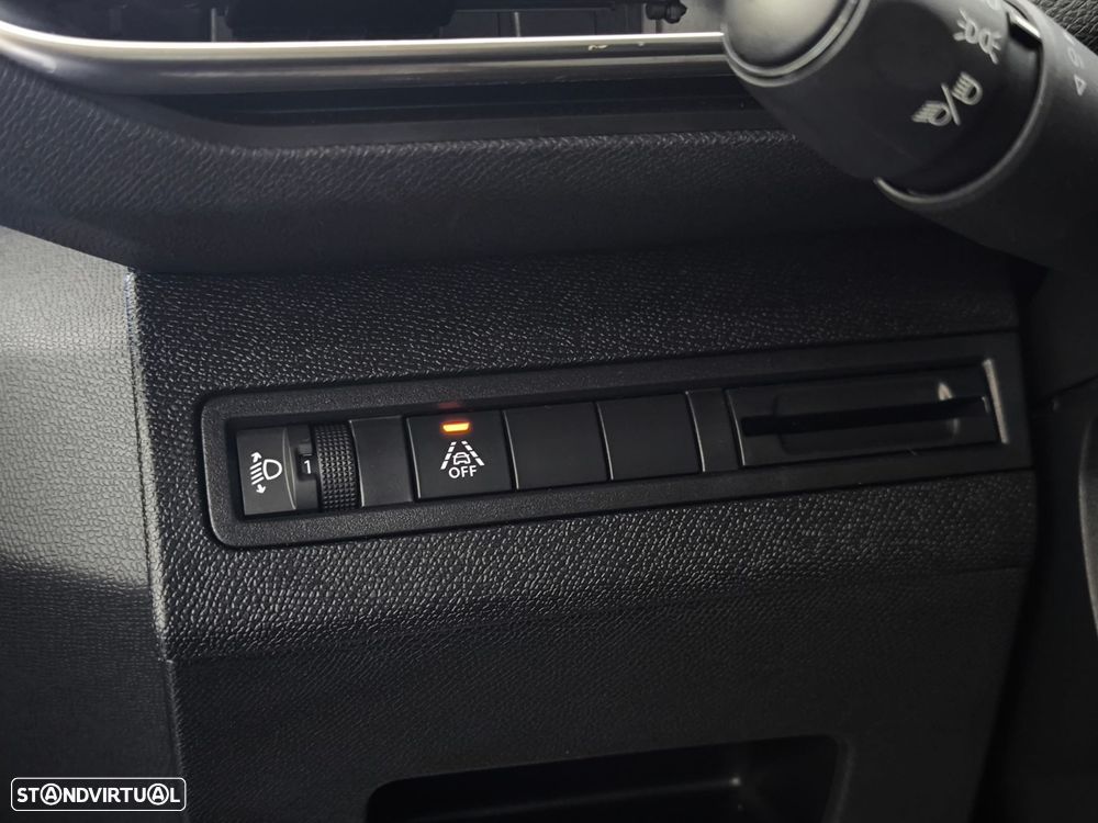 Peugeot 3008 1.5 BlueHDi Active - 23