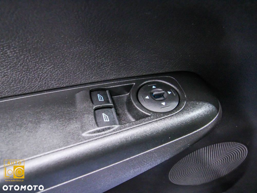 Ford Tourneo Courier 1.0 EcoBoost Ambiente - 26